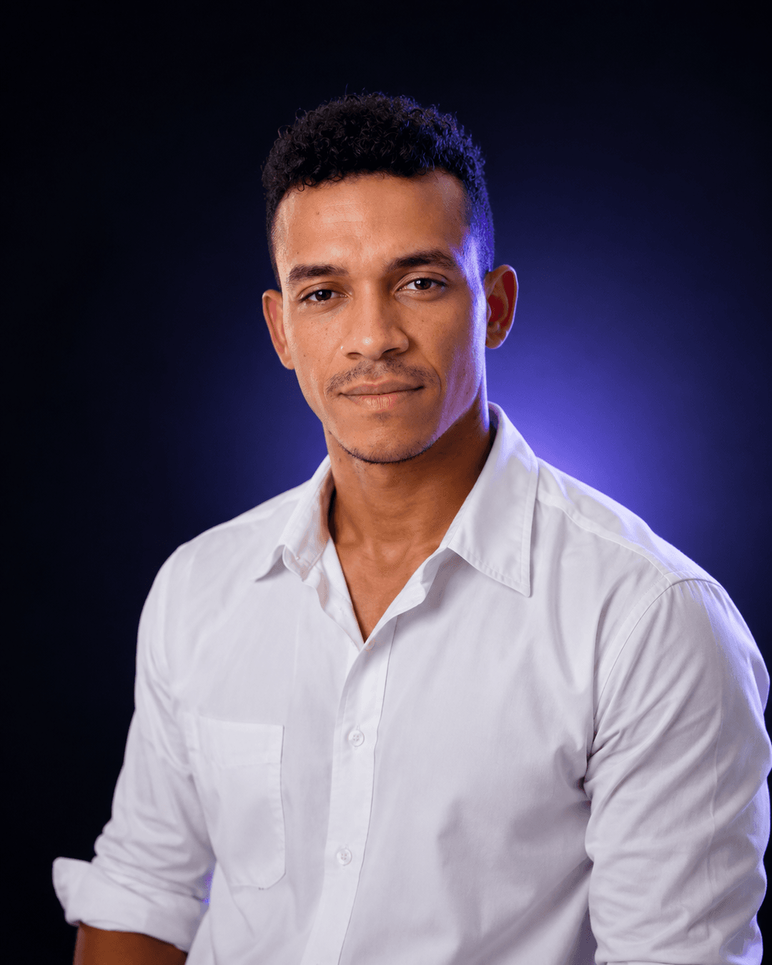 Omar Cárdenas, desarrollador web y especialista en telecomunicaciones en Cartagena